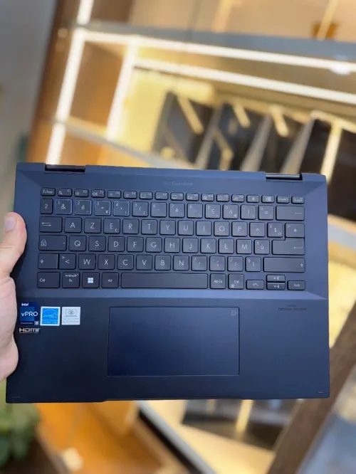 Asus ExpertBook B5 14" 360 i5 1240P - 16Go - 512Go - Intel Iris Xe Graphics