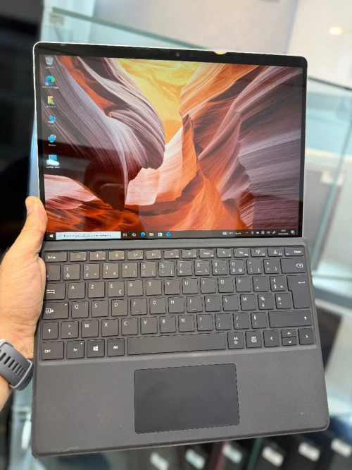 Microsoft Surface Pro 8 13" - i5 1135G7 - 8Go Ram - 256go SSD - Intel Iris Xe