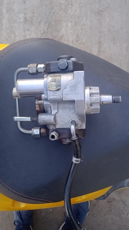 Pompe HP D4D HILUX 