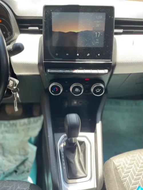 Renault Clio 5 2022 E-tech hybrid
