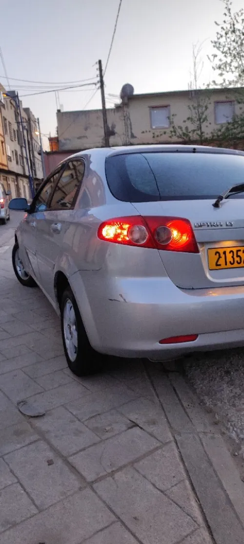 Chevrolet Optra 5 portes 2005 Optra 5 portes