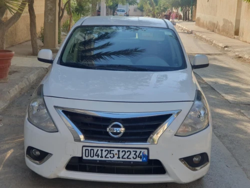 Nissan Sunny 2022 
