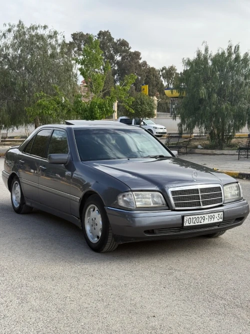 C250 Mercedes 1999 ELEGANCE