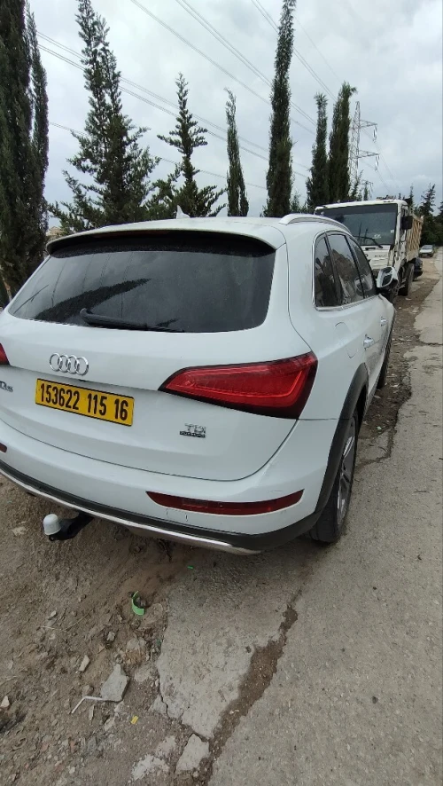 Audi Q5 2015 Off Road