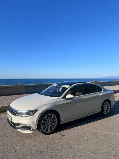 Volkswagen Passat 2017 R line