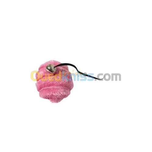 Jouet pour chat en forme de balle avec crochette.لعبة للقطط على شكل كرة مع الكروشيه