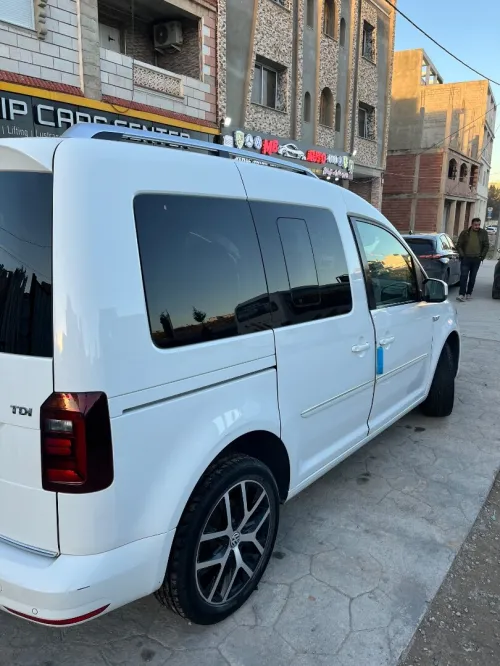 Volkswagen Caddy 2018 Highline