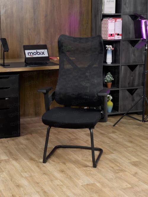 Chaise visiteur pour bureau ONDA noir de la marque Mobix dz