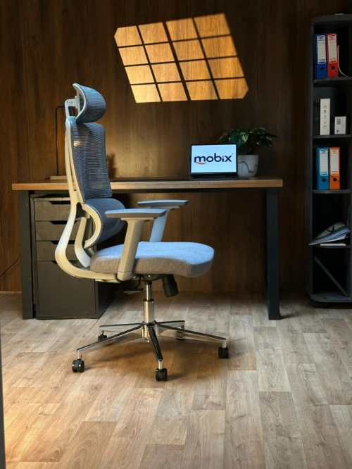 Chaise bureau opérateur LUNA de la marque Mobix dz