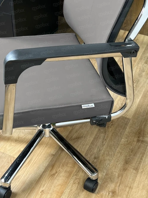Chaise SEDIA EXECUTIVE design premium confort exécutif de la marque mobixdz