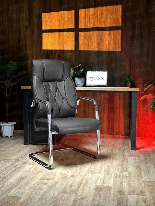 Chaise bureau PDG CIRTA noir en simili cuir de la marque Mobix dz