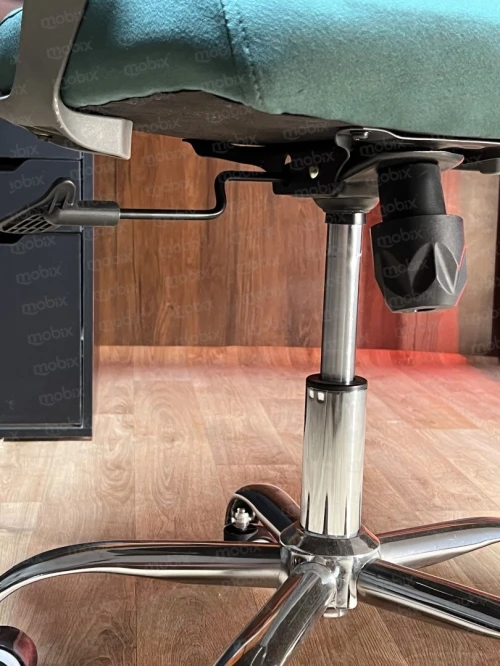 Chaise NOVA ergonomique & résistante MobixDZ