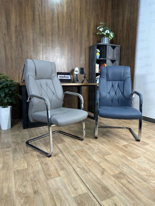 Chaise CIRTA visiteur PDG en simili cuir de la marque Mobix dz