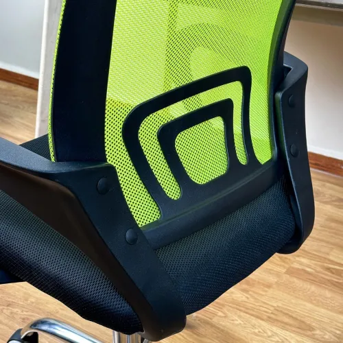 Chaise opérateur filet couleur jaune ergonomique de la marque Mobix dz