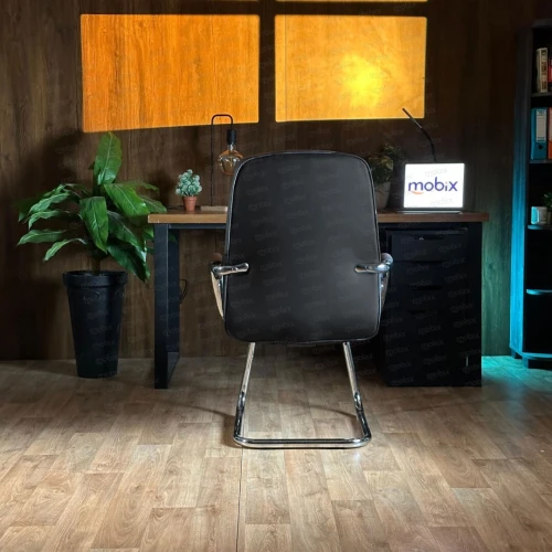 Chaise de bureau visiteur STELLAR noir en simili cuir de la marque MOBIXDZ