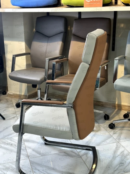 Chaise de bureau administratif AKAR DUO opérateur beige en simili cuir de la marque mobix dz