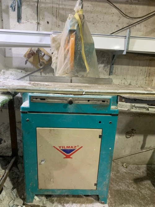 Tronconneuse a table Yelmaz 350d / compresseur 300 L 380v