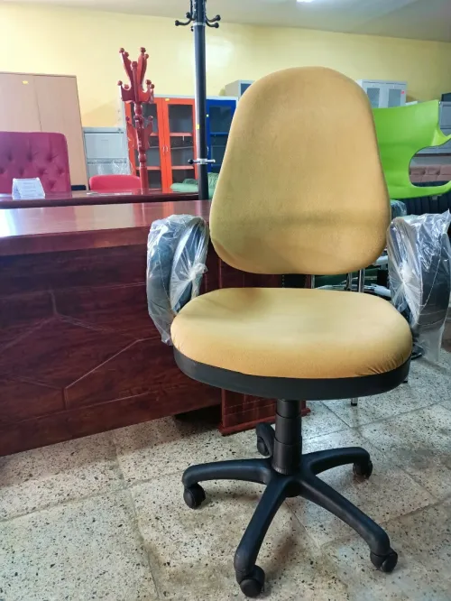Chaise dactylo en polyuréthane