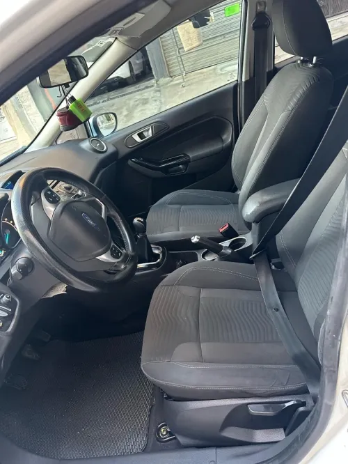 Ford Fiesta 2014 Titanium 