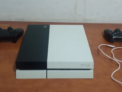 PS 4 flachi