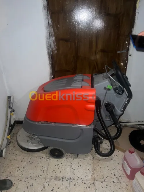 Auto laveuse HAKO B30P/CL