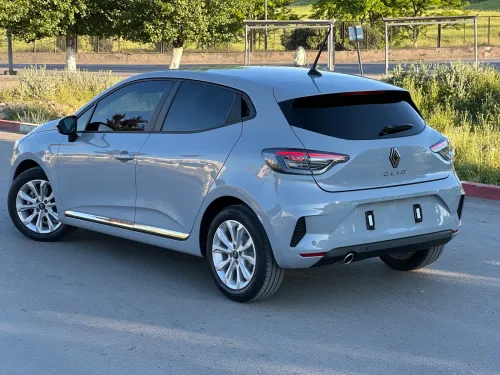 Renault Clio 5  2025 Evolution