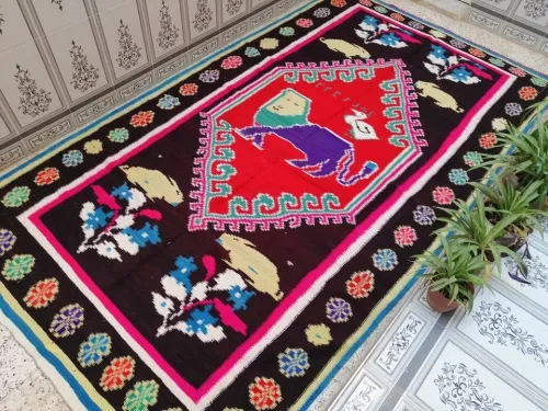 زرابي وحنابل Handmade