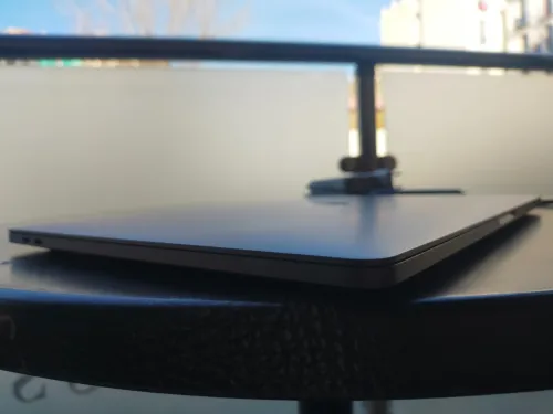 MacBook pro 2019