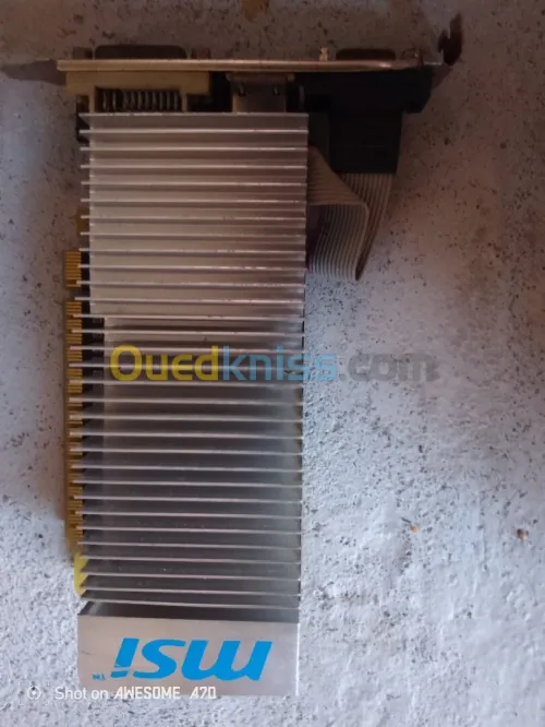 NVIDIA GeForce 210 1go vram gddr3 