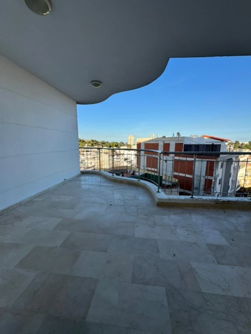Location Appartement F4 Alger Hydra
