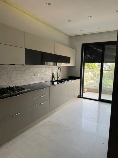 Location Appartement F4 Alger Hydra