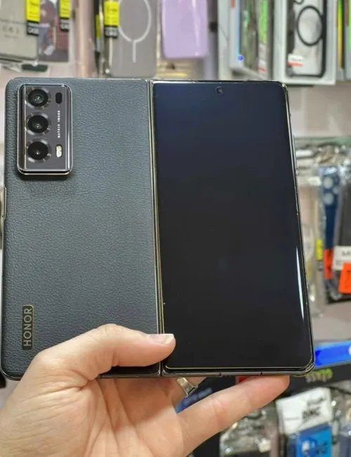 Honor Magic V2