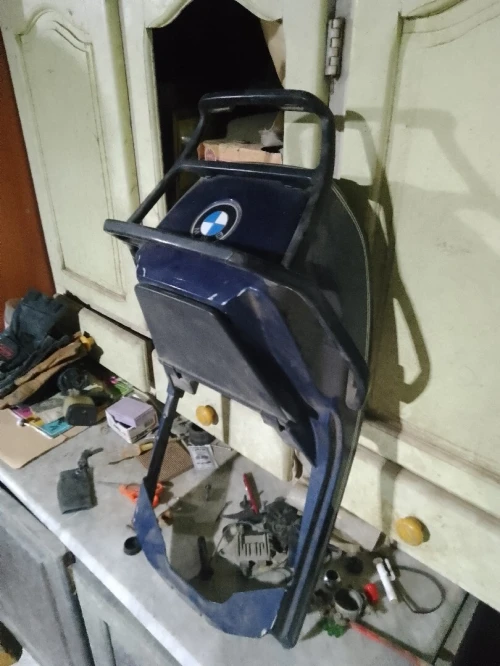 Vend pièces moto BMW