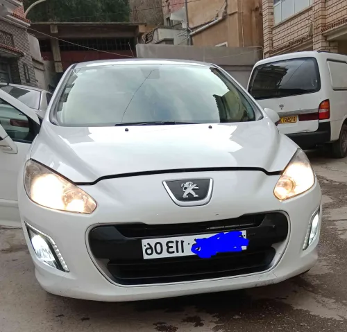 Peugeot 308 2013 