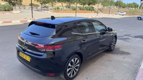 Renault Megane 4  2022 Itens