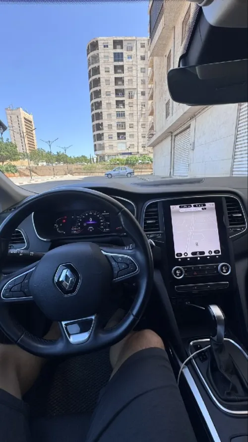 Renault Megane 4  2022 Itens