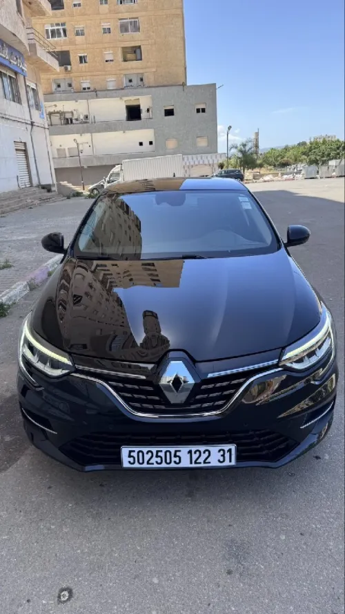 Renault Megane 4  2022 Itens