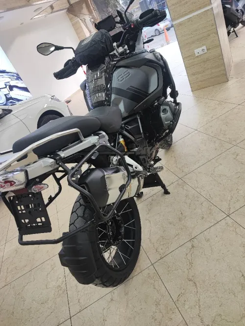 BMW R1250 triple black 2024