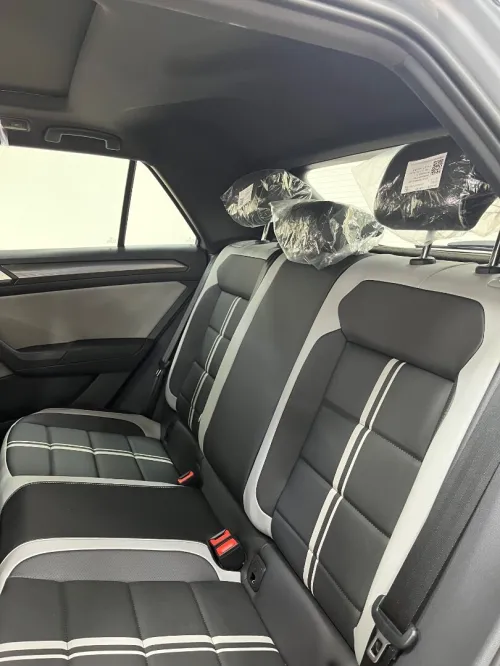 Volkswagen T-Roc 2025 R-Line 