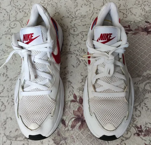 Basket NIKE AIR MAX FUSION état 10/10 