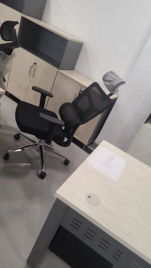 CHAISES OPERATEURS ET VISITEURS  