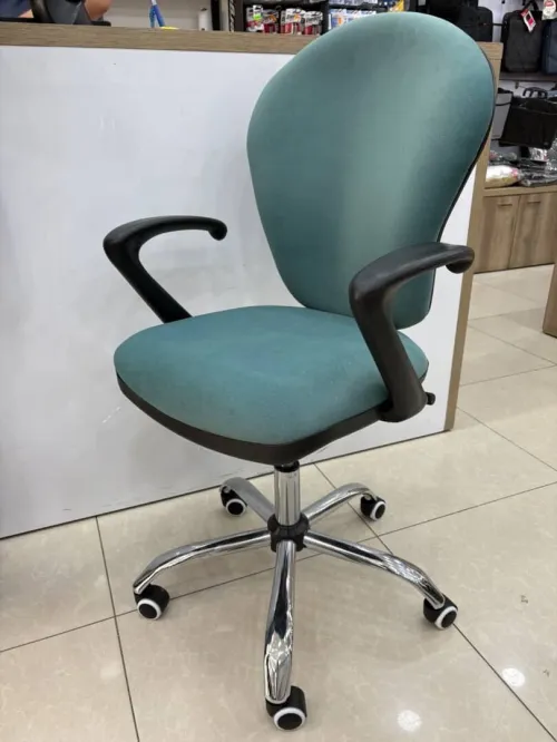 CHAISES OPERATEURS ET VISITEURS  