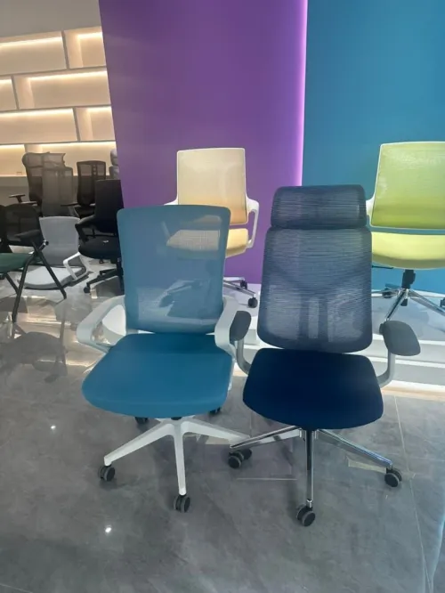 CHAISES OPERATEURS ET VISITEURS  