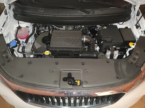 Geely Livan x3 pro 2025 