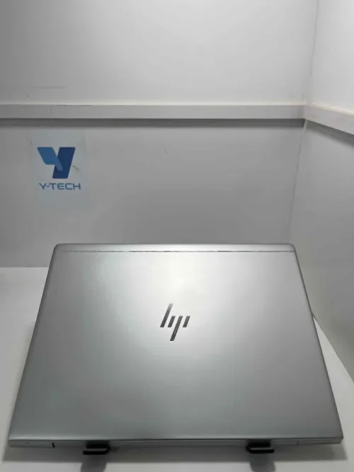  HP ELITEBOOK 735 G5 RYZEN 7 PRO 2700U 16GB RAM 256SSD  GPU RADEON VEGA 10 GRAPHICS ECRAN 14 FHD 