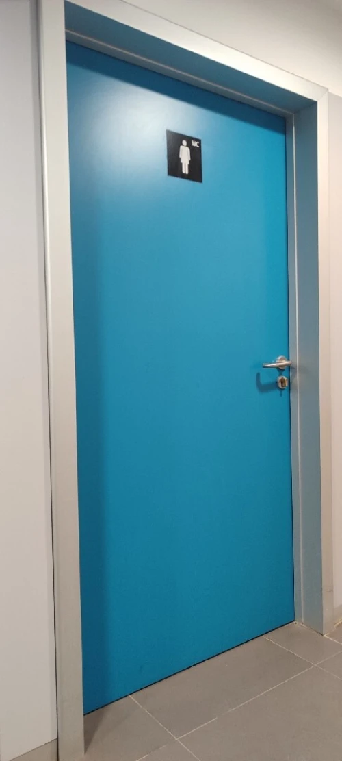 porte plombée et paravent plombé contre rayon X et porte technique 