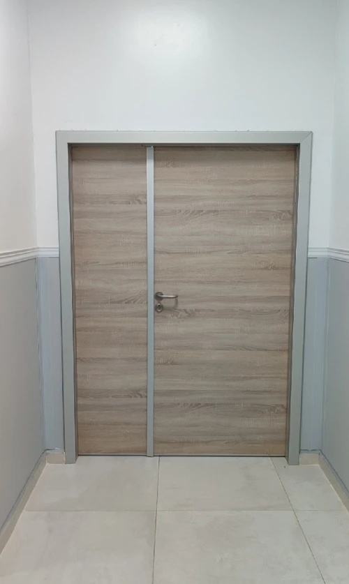 porte plombée et paravent plombé contre rayon X et porte technique 