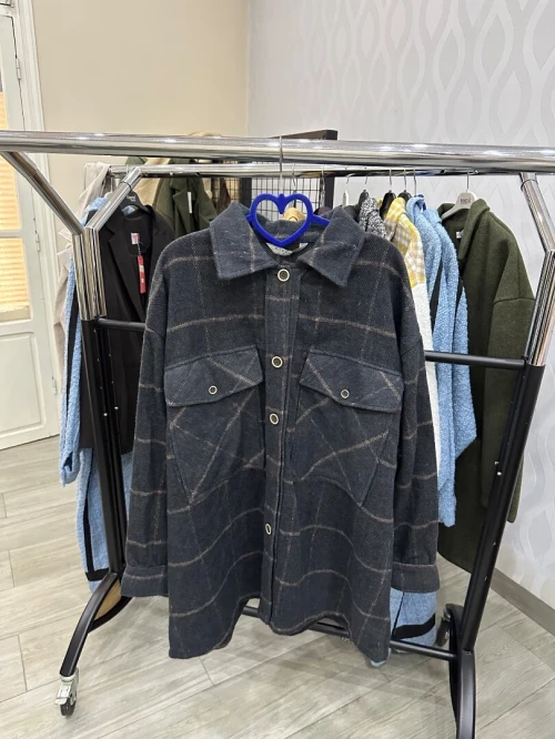 Vêtements femme, en gros