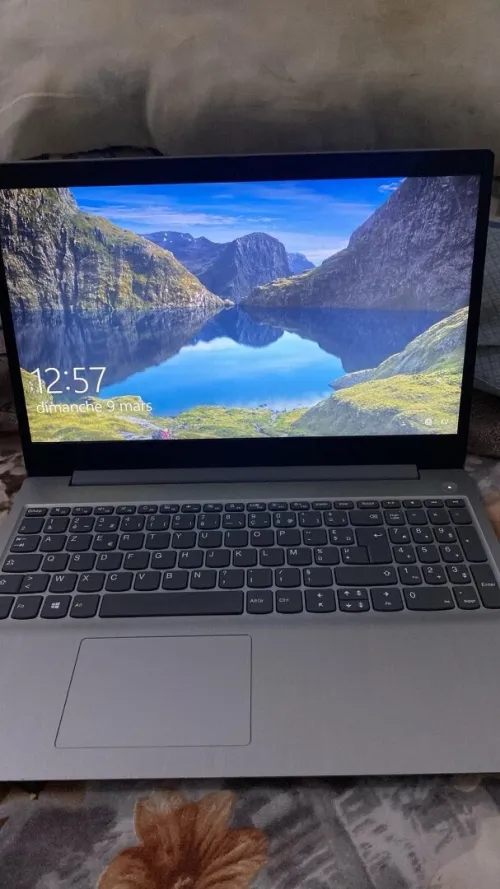 Lenovo IdeaPad 3 