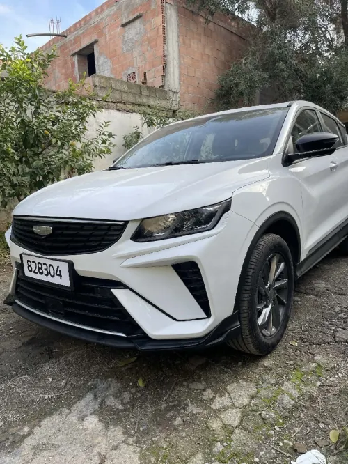 Geely Coolray 2025 